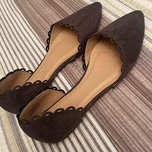 Journee Collection "Jezlin" Flat. NWT Grey Color, Size 8